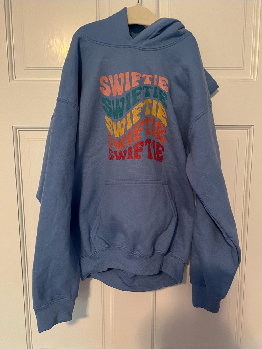 Gildan Light Blue 'Swiftie' Graphic Crewneck Sweatshirt